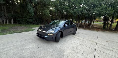 Tesla Model Y 2026