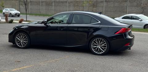 Lexus IS 2018