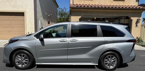Toyota Sienna 2025