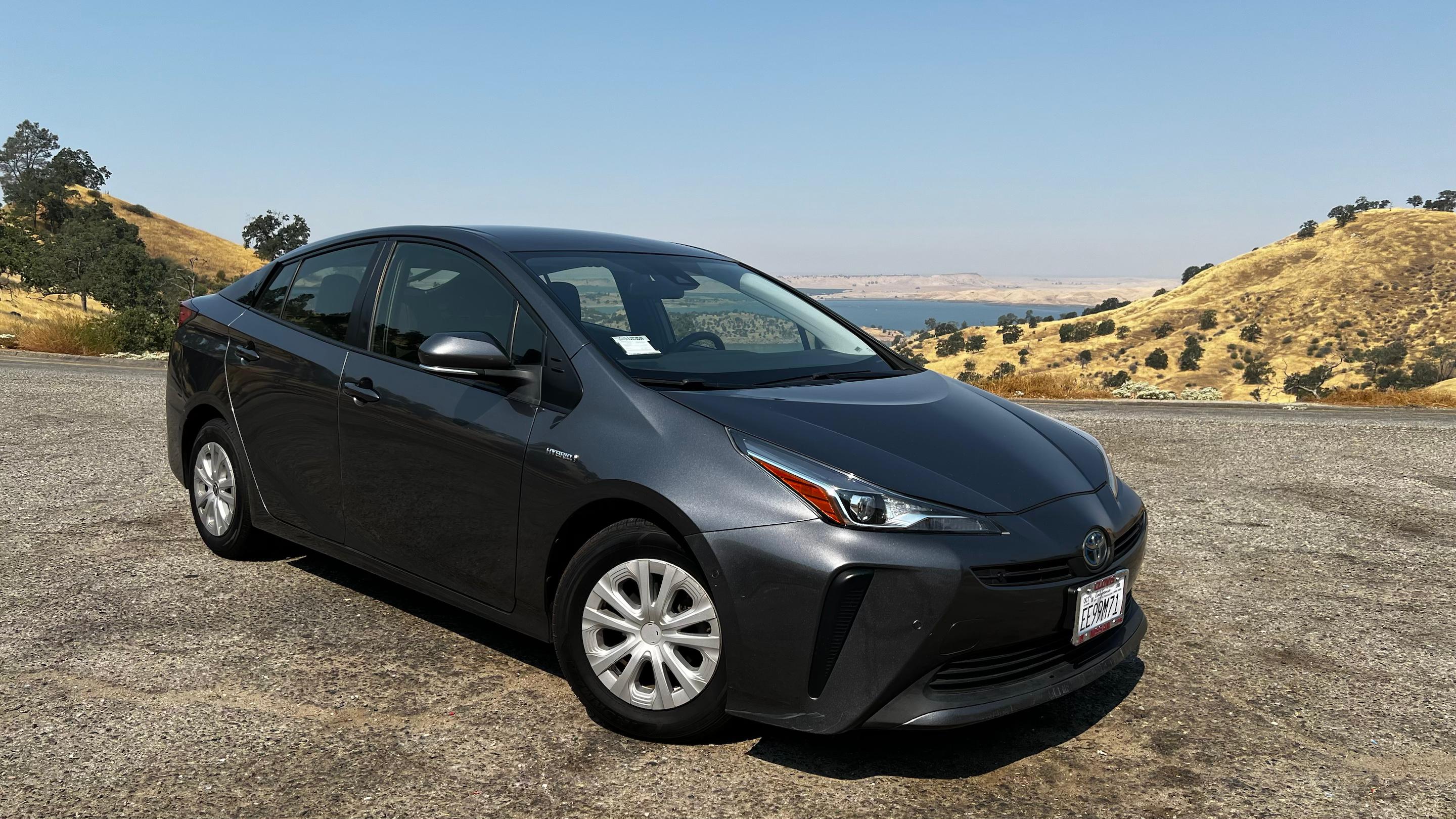 Toyota Prius 2022 in Clovis, CA
