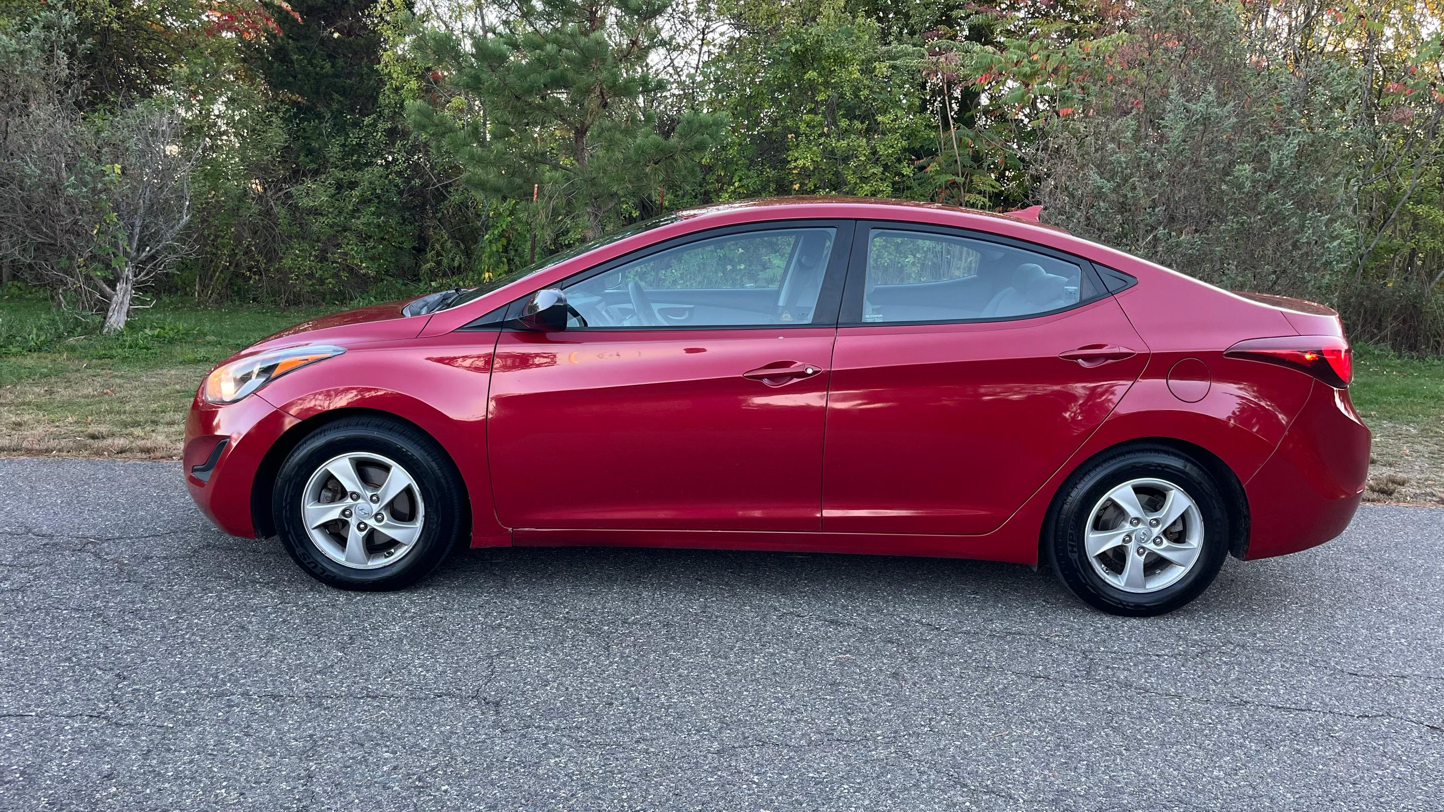 Hyundai Elantra 2015 in Woburn, MA