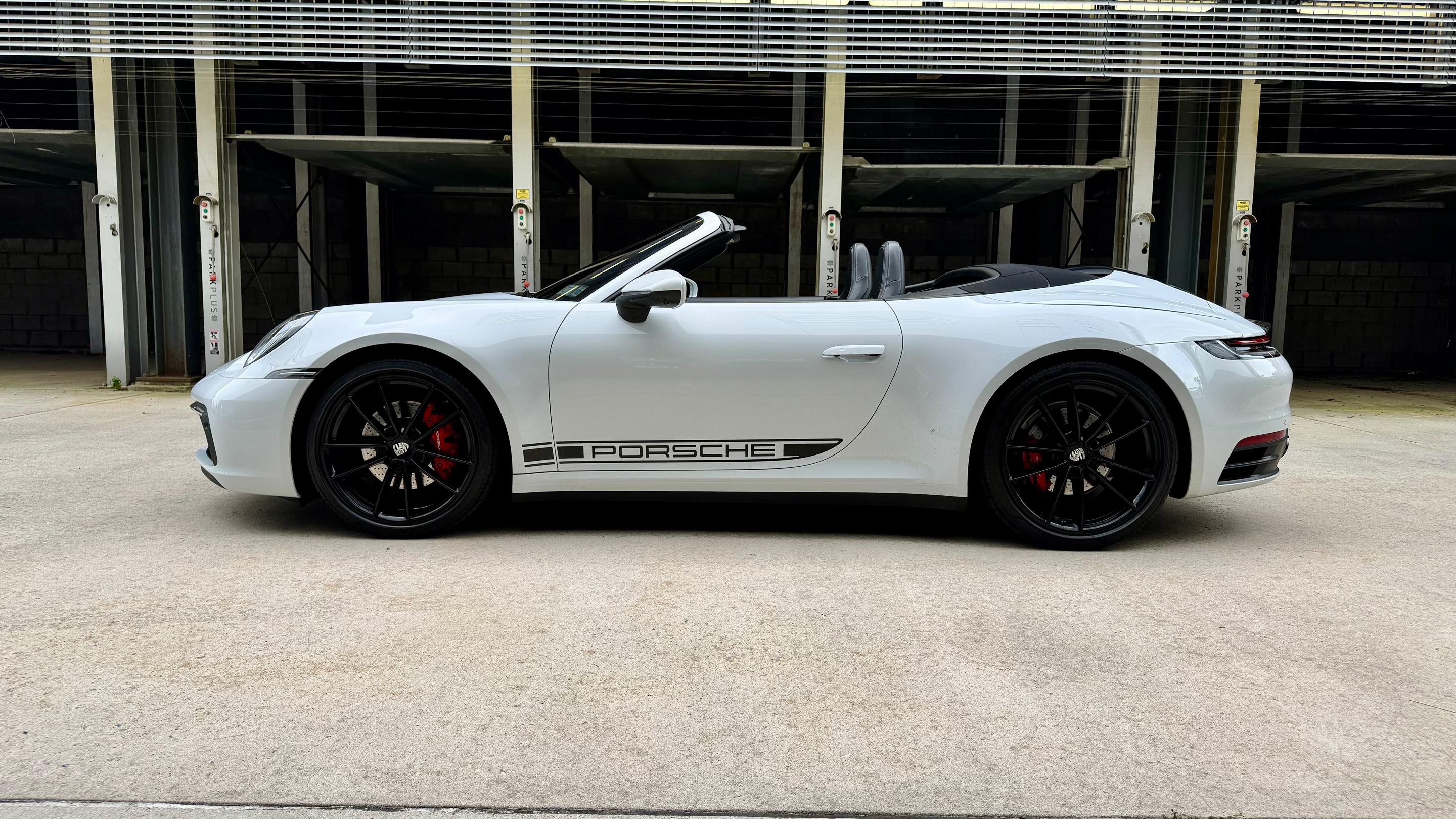 Porsche 911 2022 in Valley Stream, NY