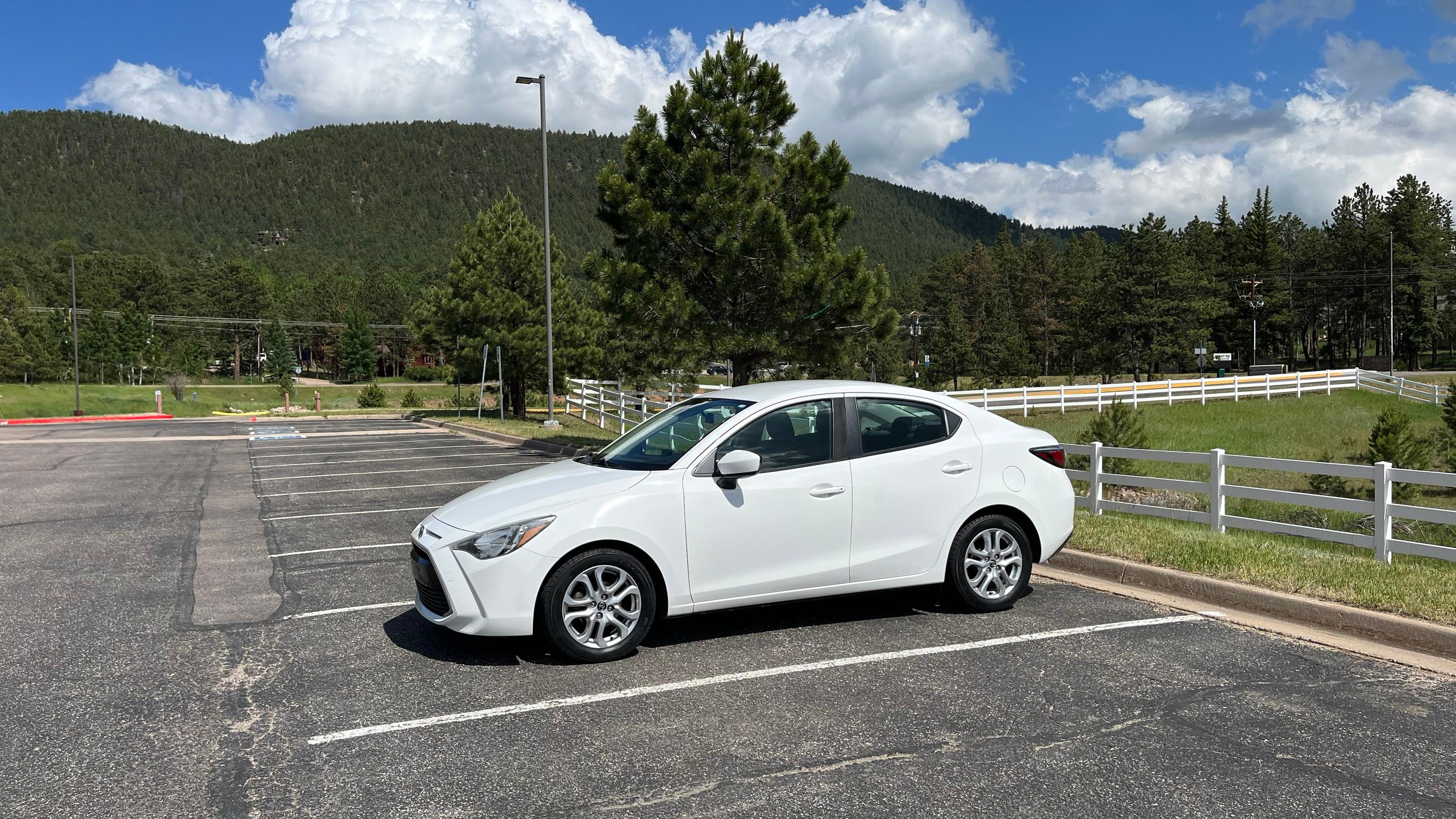 Toyota Yaris iA 2017 in 