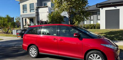 Toyota TARAGO 2018
