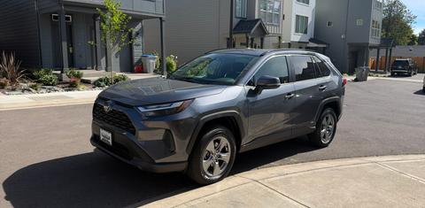 Toyota RAV4 Hybrid 2024