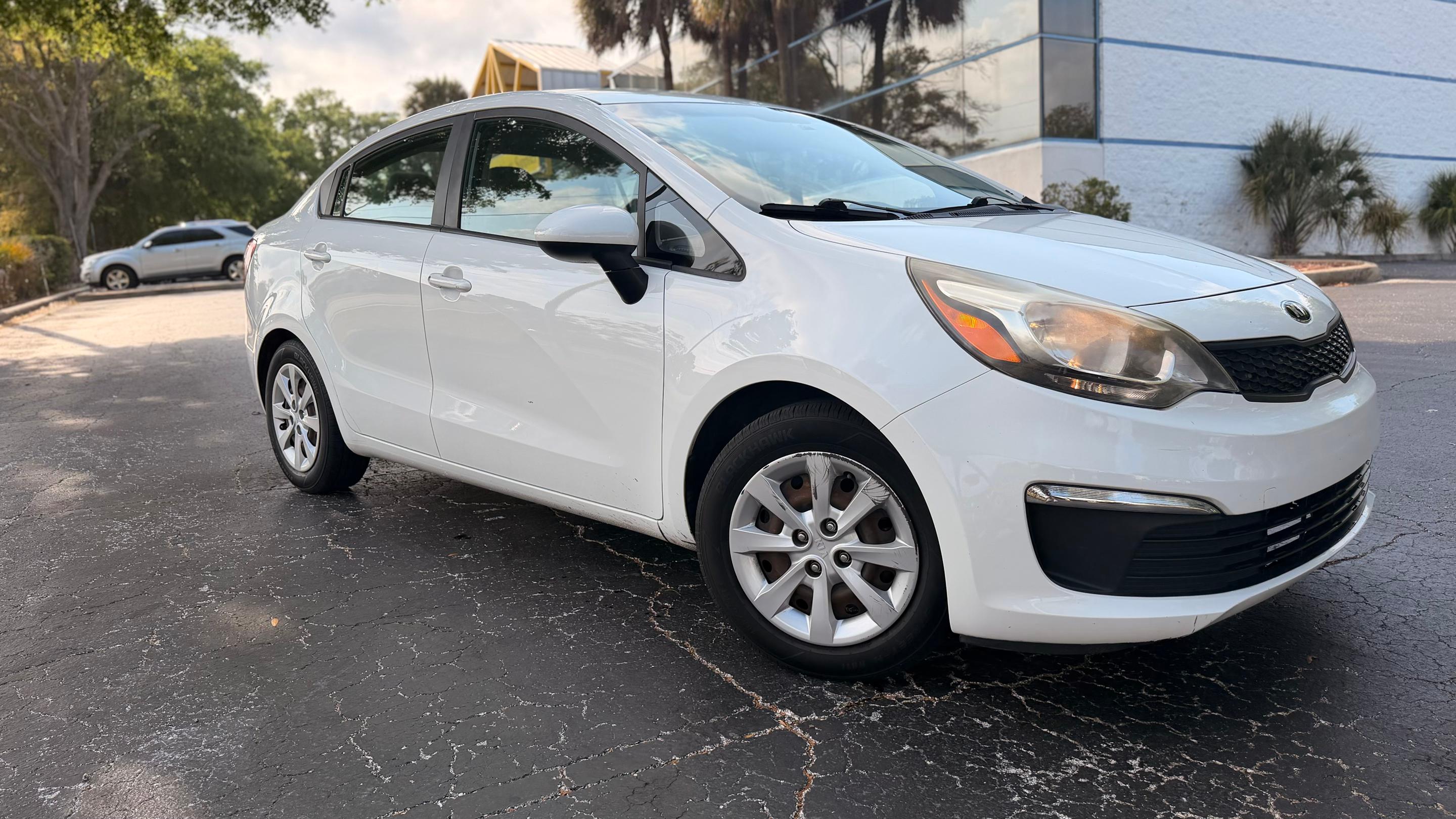 Kia Rio 2016 in 