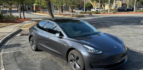 Tesla Model 3 2020
