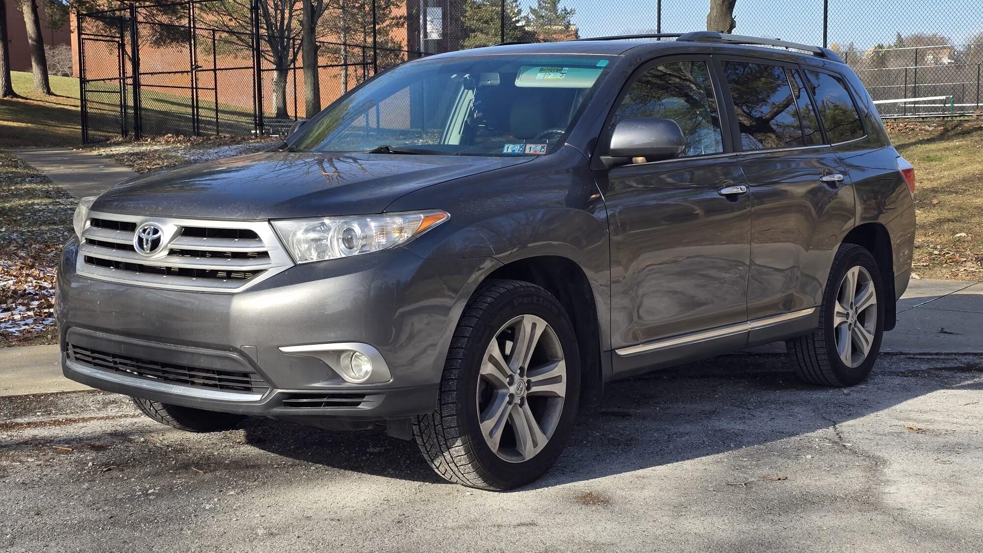 Toyota Highlander 2013 in Pittsburgh, PA