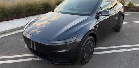 Tesla Model Y 2026