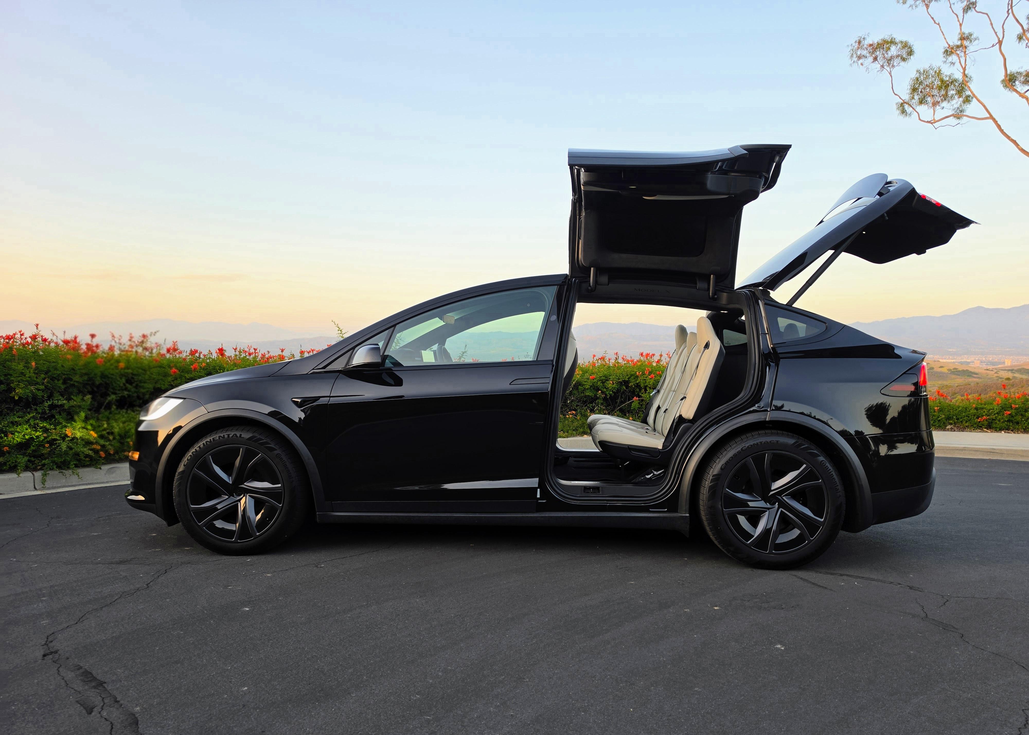 Tesla Model X 2026 in Irvine, CA