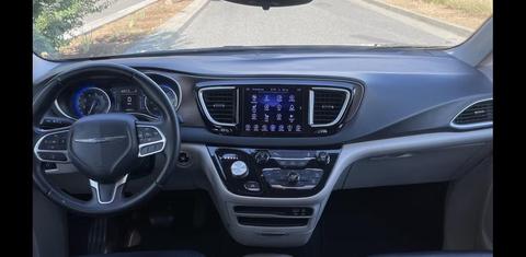 Chrysler Voyager 2022