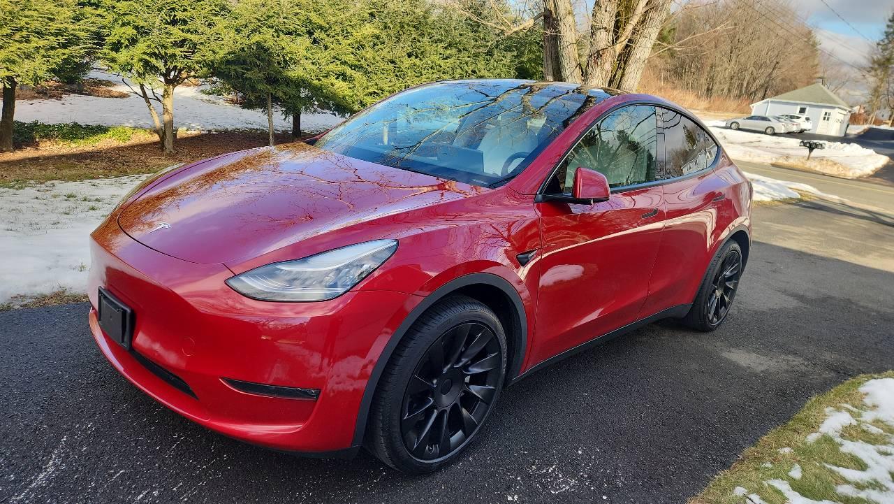 Tesla Model Y 2021 in East Hartford, CT