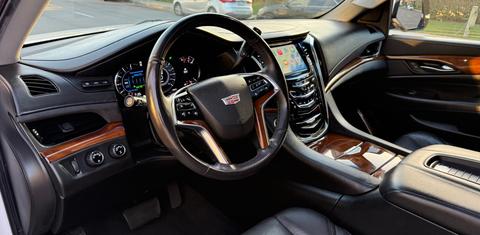 Cadillac Escalade 2018