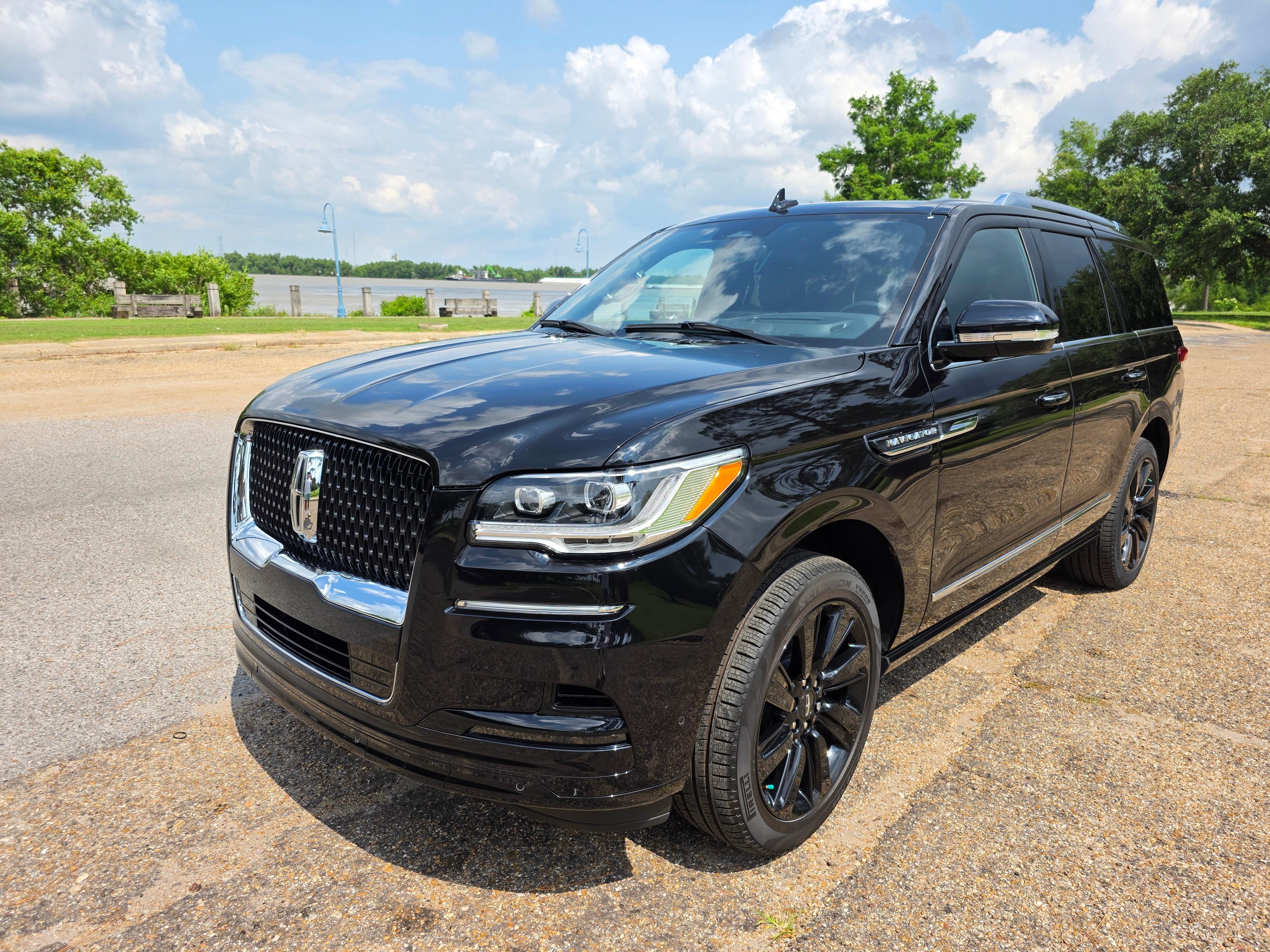 Lincoln Navigator 2024 in New Orleans, LA