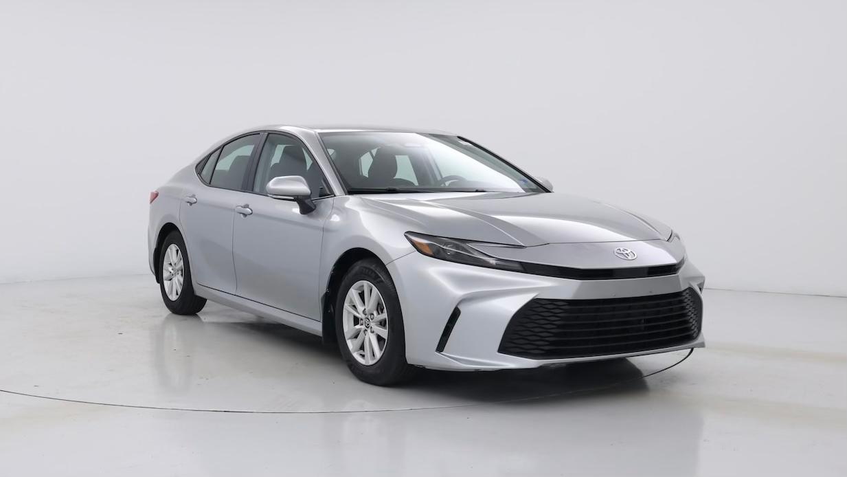 Toyota Camry Hybrid 2025 in 