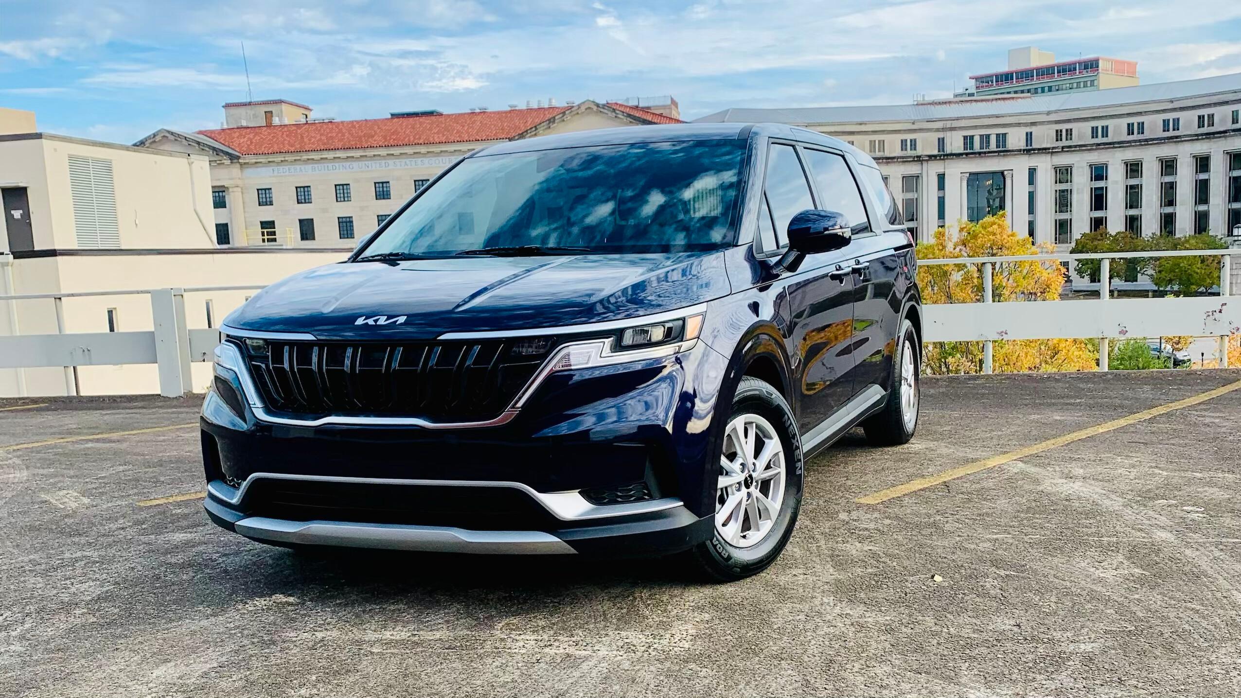 Kia Carnival 2024 in Daytona Beach, FL