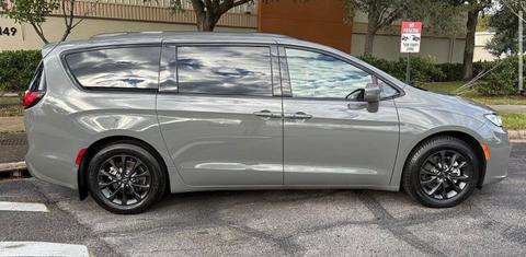 Chrysler Pacifica 2021
