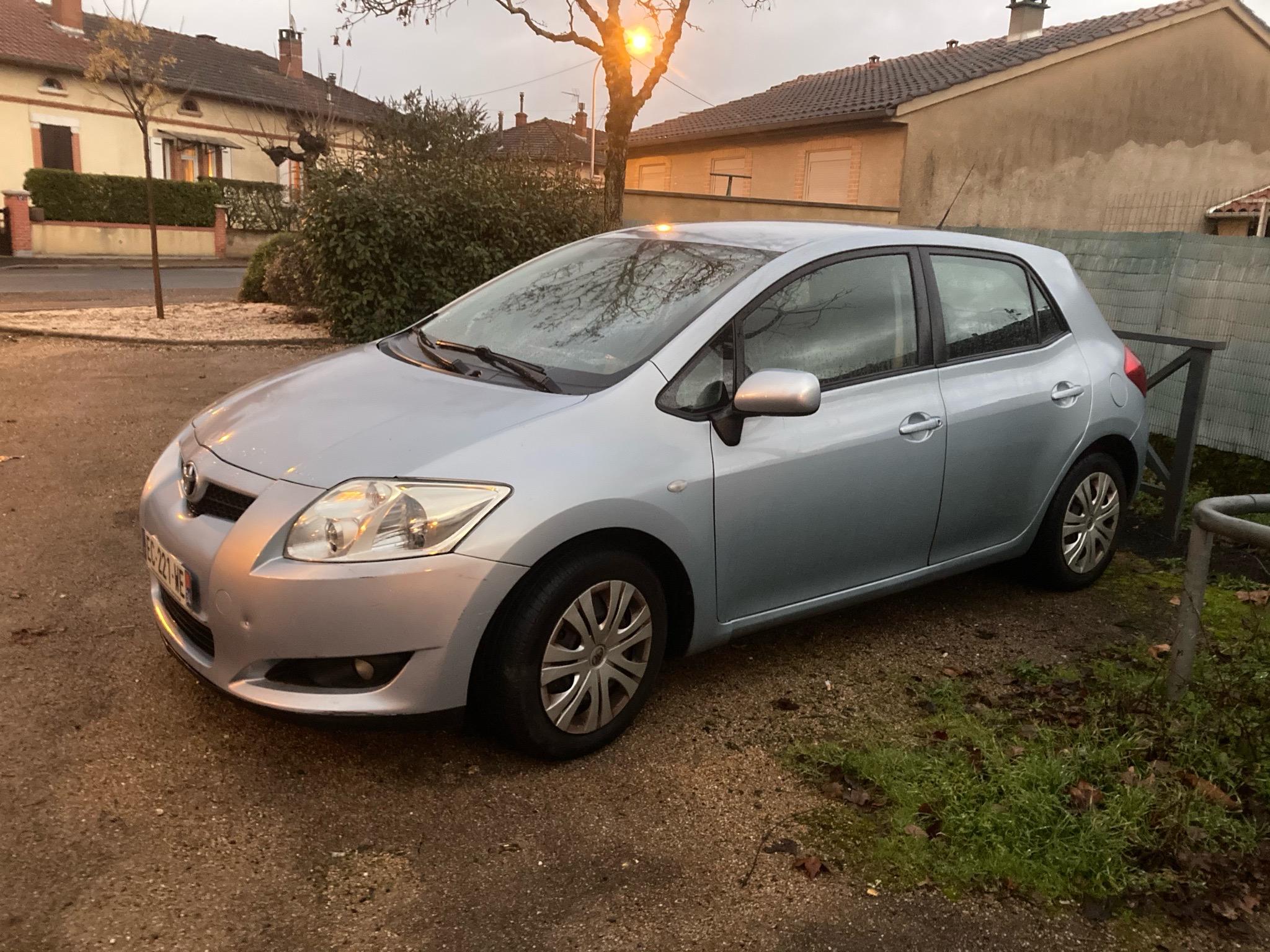 Toyota AURIS 2008 à Albi