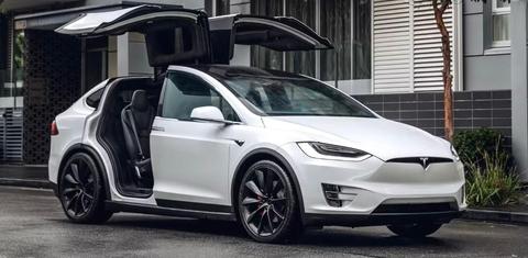 Tesla Model X 2022