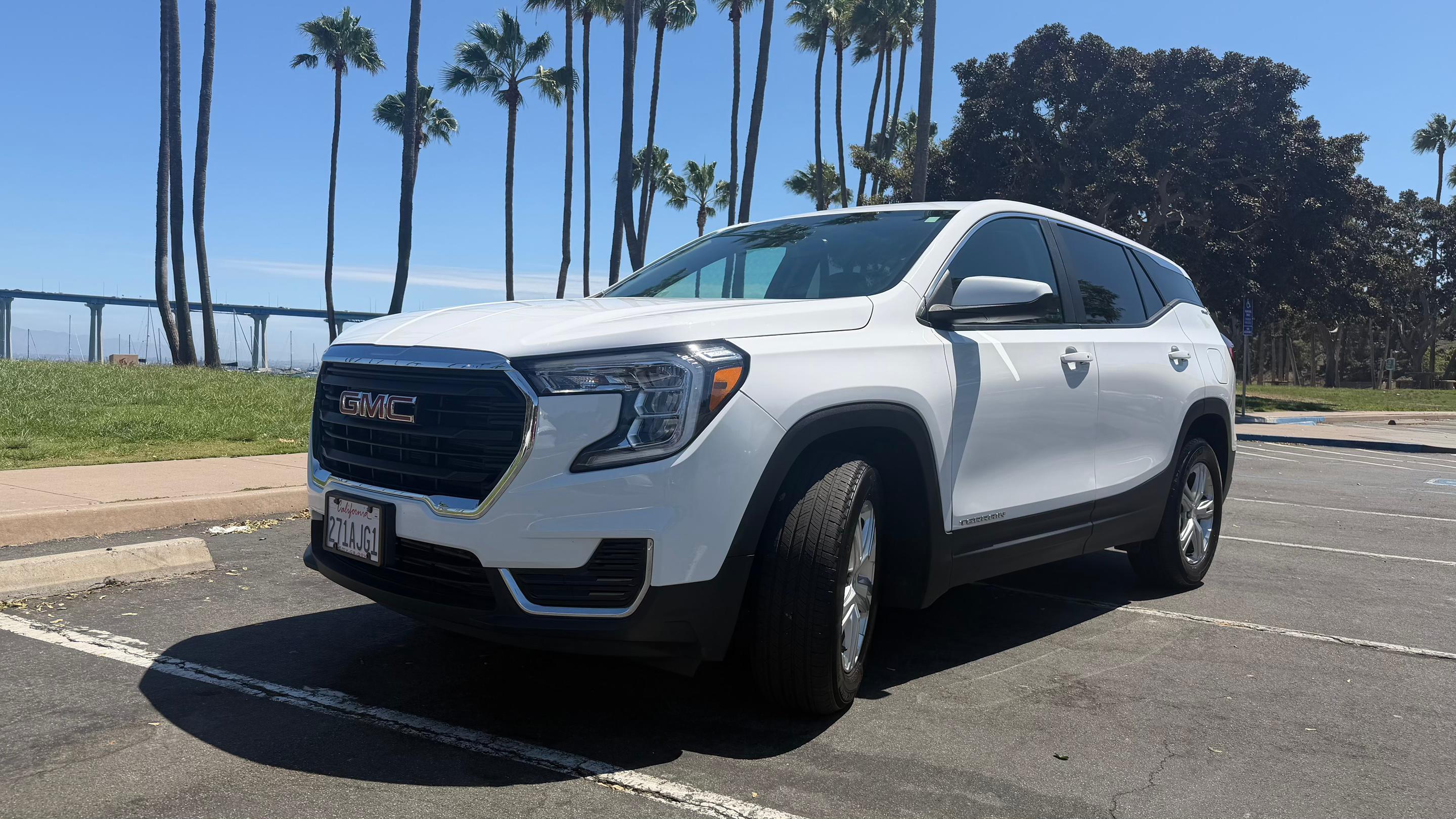 GMC Terrain 2024 in Chula Vista, CA