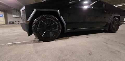 Tesla Cybertruck 2024