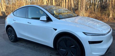Tesla Model Y 2026