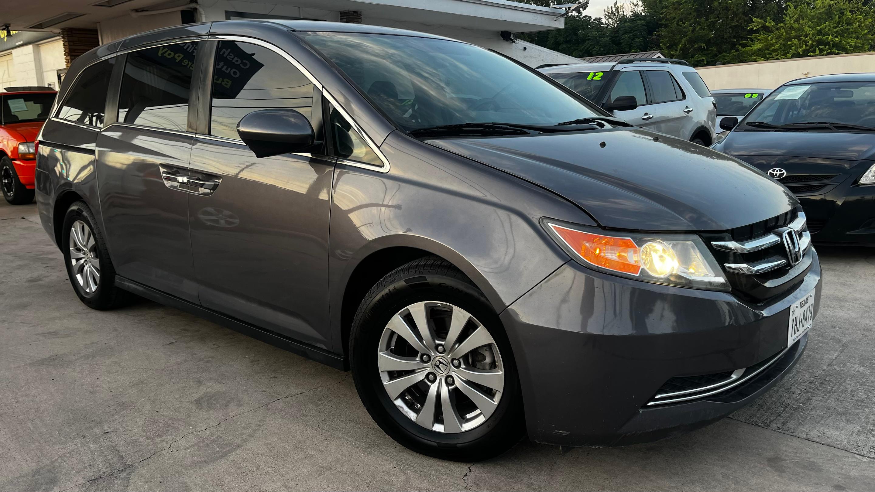 Honda Odyssey 2016 in San Antonio, TX