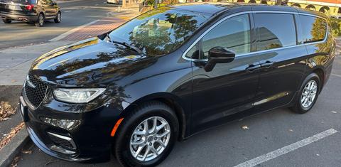 Chrysler Pacifica 2023