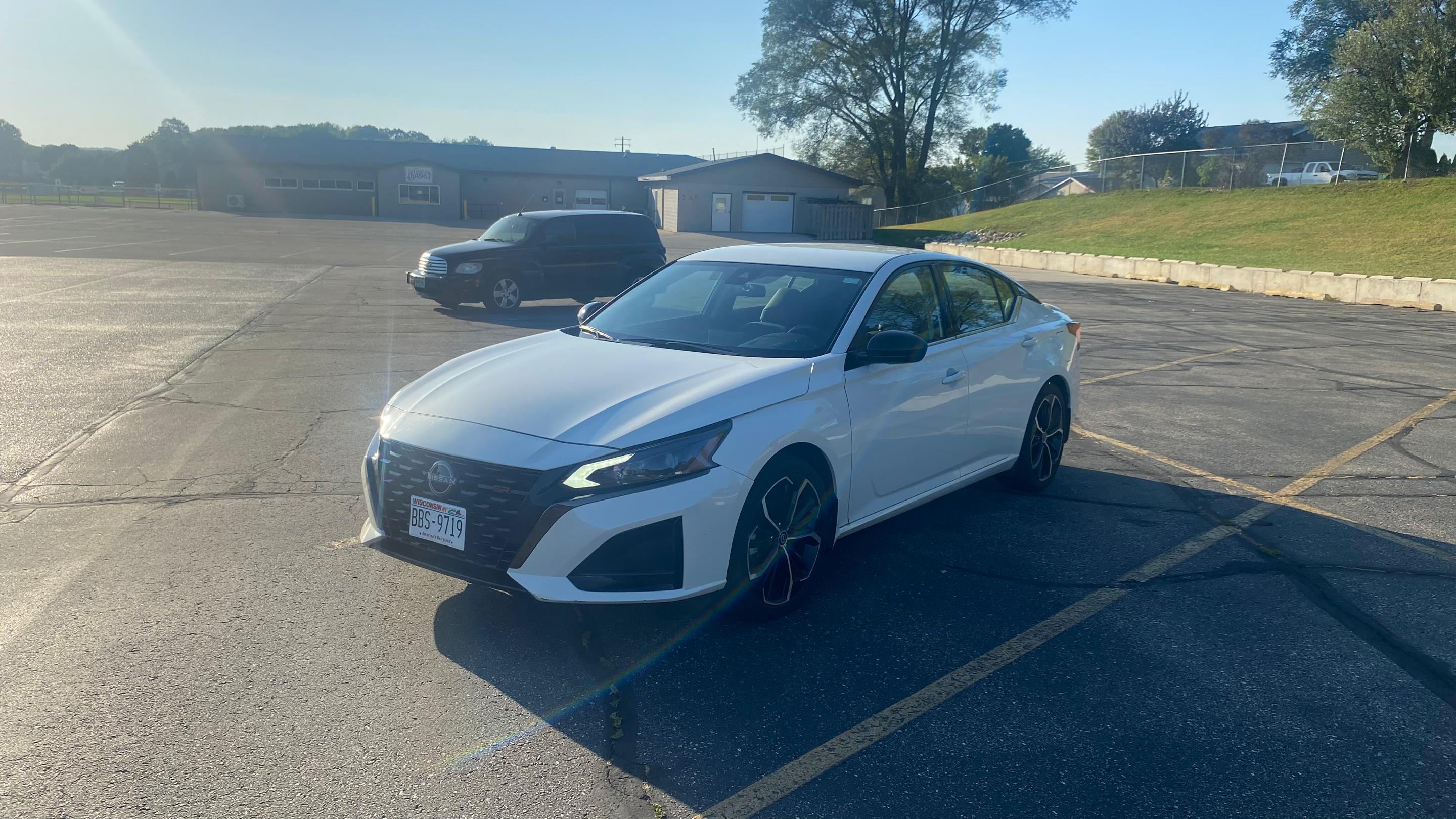 Nissan Altima 2023 in La Crosse, WI