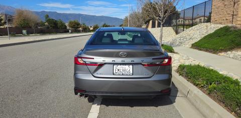 Toyota Camry Hybrid 2026