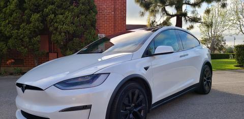 Tesla Model X 2022