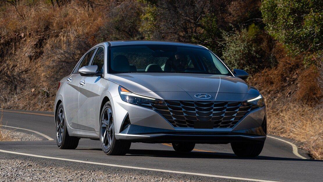 Hyundai Elantra 2023 in 