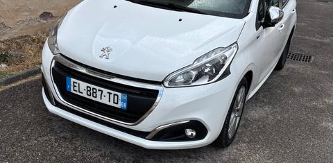 Peugeot 208 2017