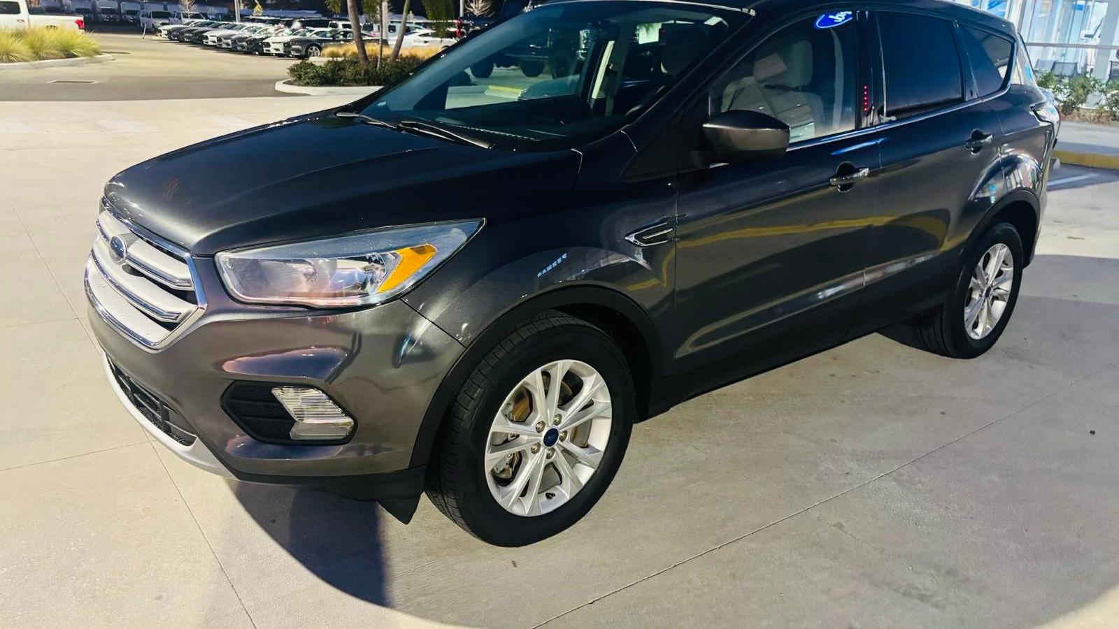 Ford Escape 2017 in 