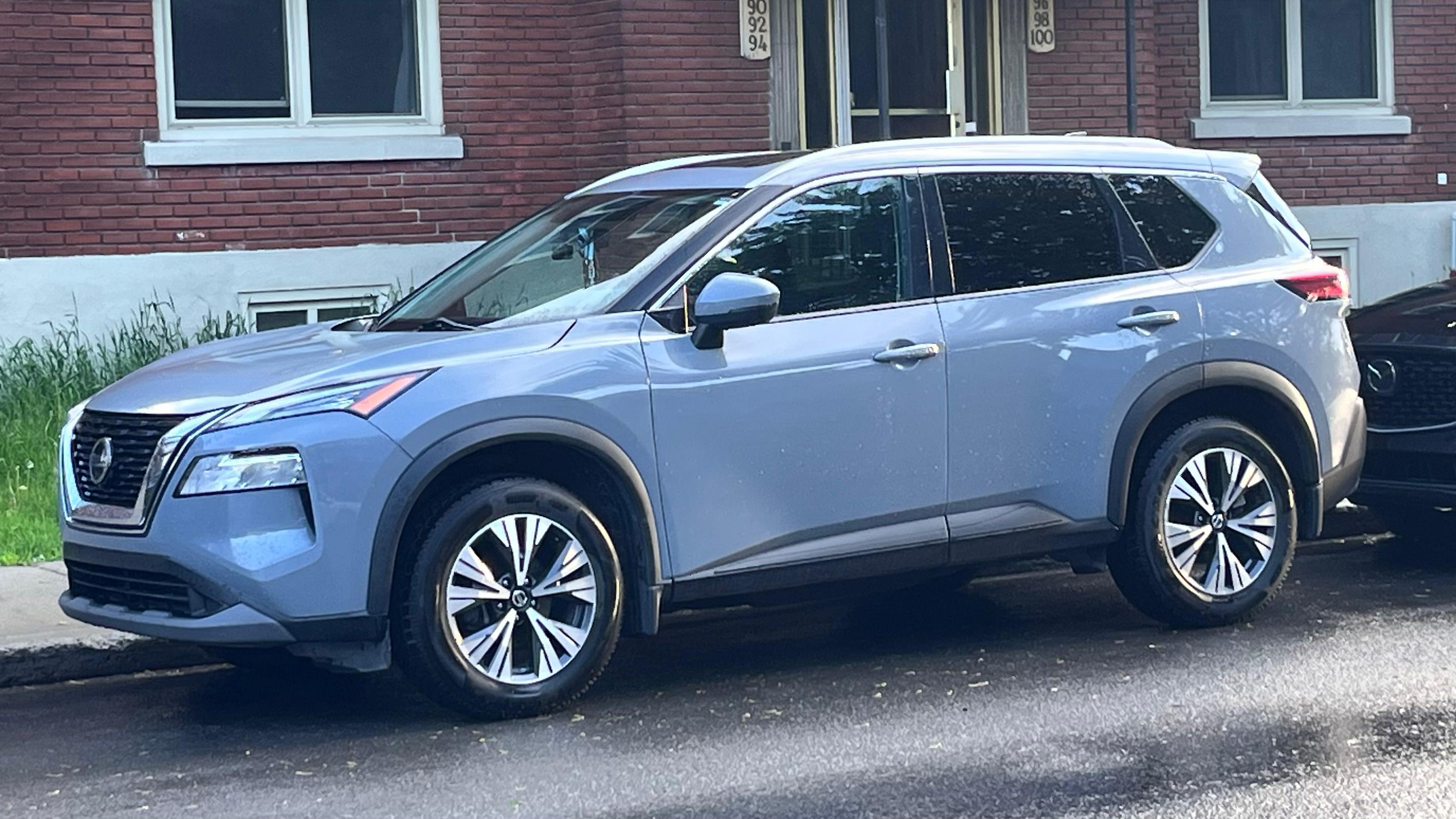 Nissan Rogue 2021 in Montreal, QC