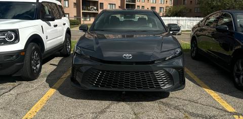 Toyota Camry Hybrid 2025