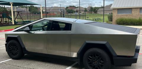 Tesla Cybertruck 2024