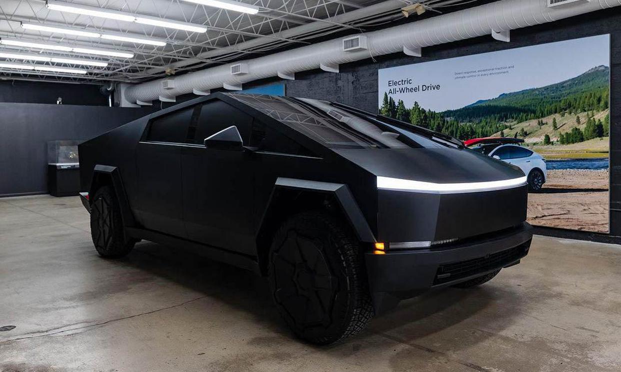 Tesla Cybertruck 2024