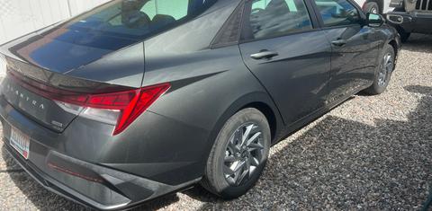Hyundai Elantra Hybrid 2026