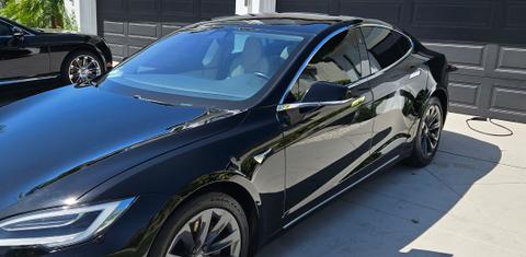 Tesla Model S 2018