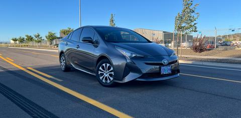 Toyota Prius 2016