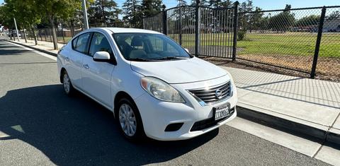 Nissan Versa 2014