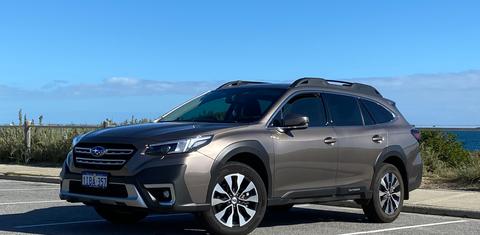 Subaru OUTBACK 2023