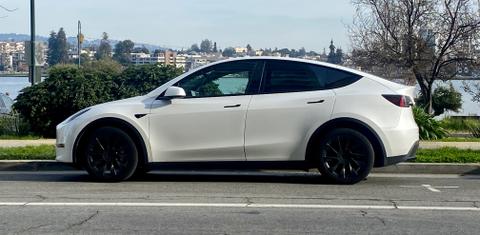 Tesla Model Y 2021