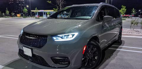Chrysler Pacifica 2022