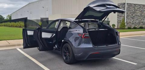 Tesla Model Y 2021