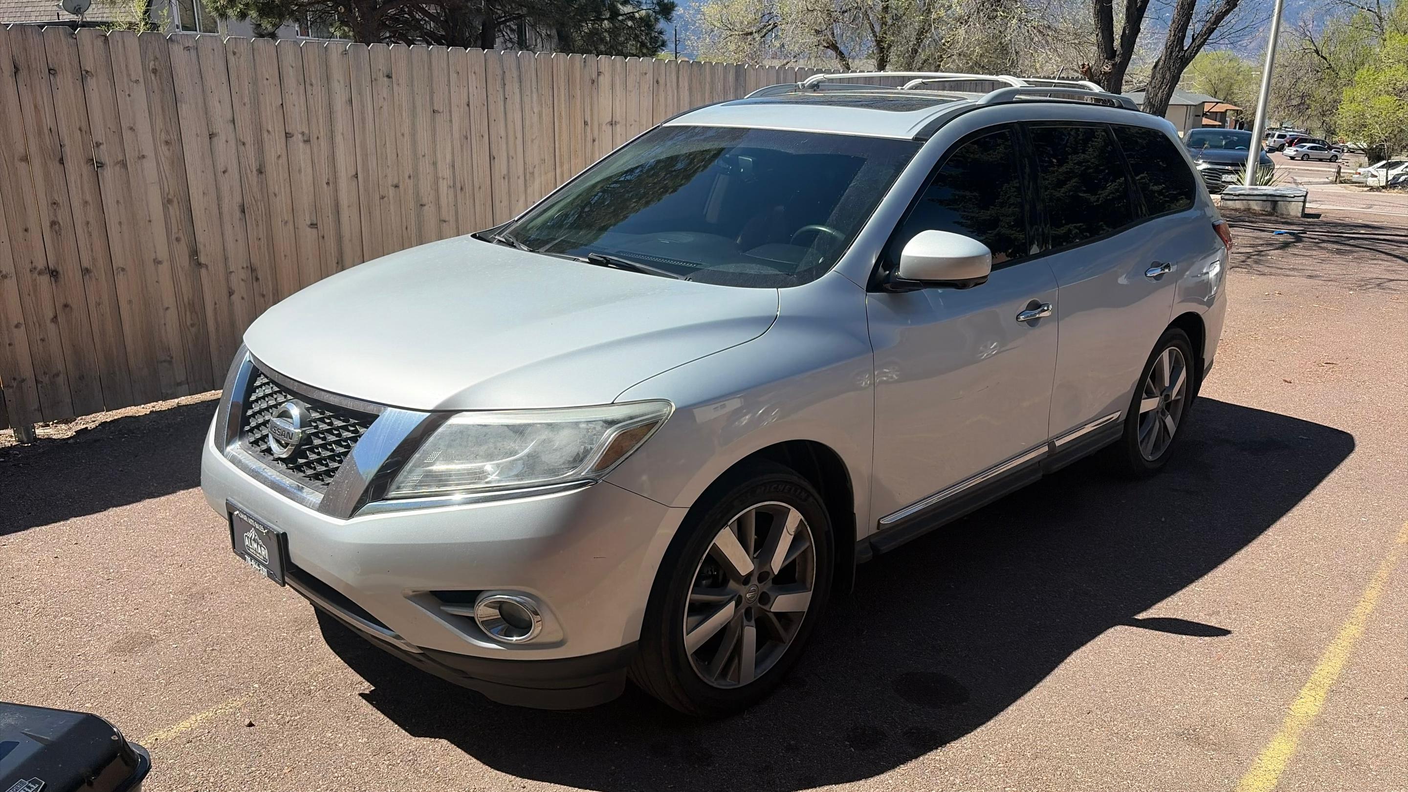 Nissan Pathfinder 2016 in 