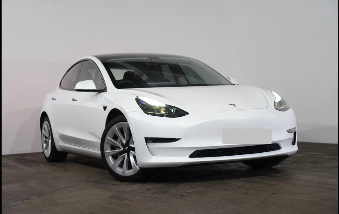 Tesla MODEL 3 2021 in New Farm