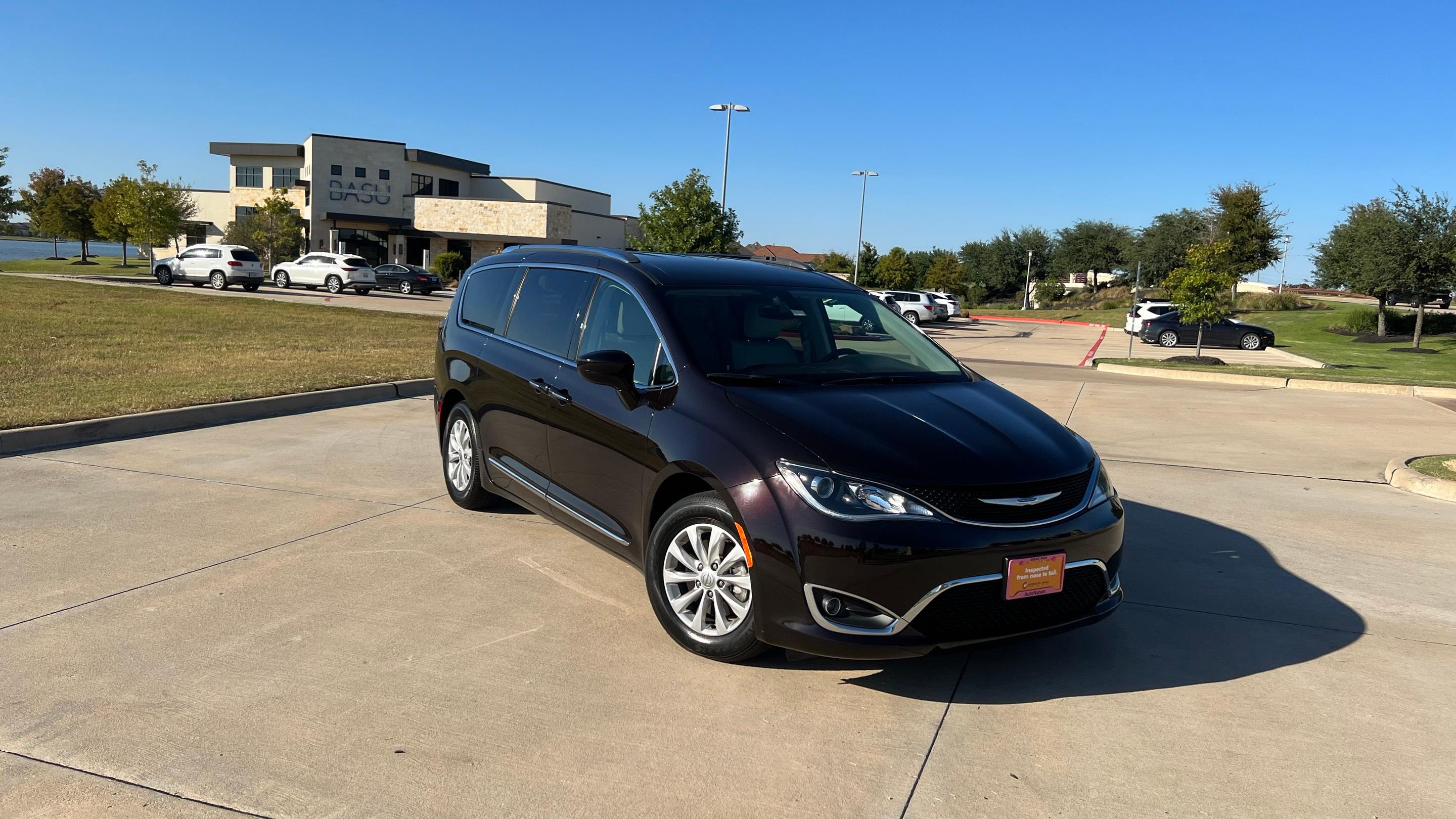 Chrysler Pacifica 2018 in Cypress, TX