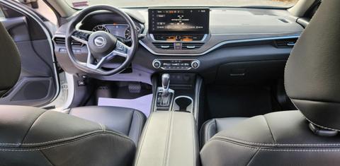Nissan Altima 2023